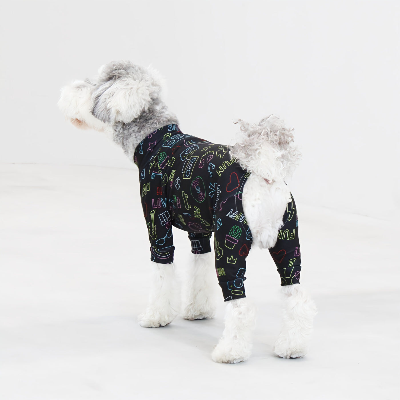 【新入荷】カラフルロンパース ブラックアート