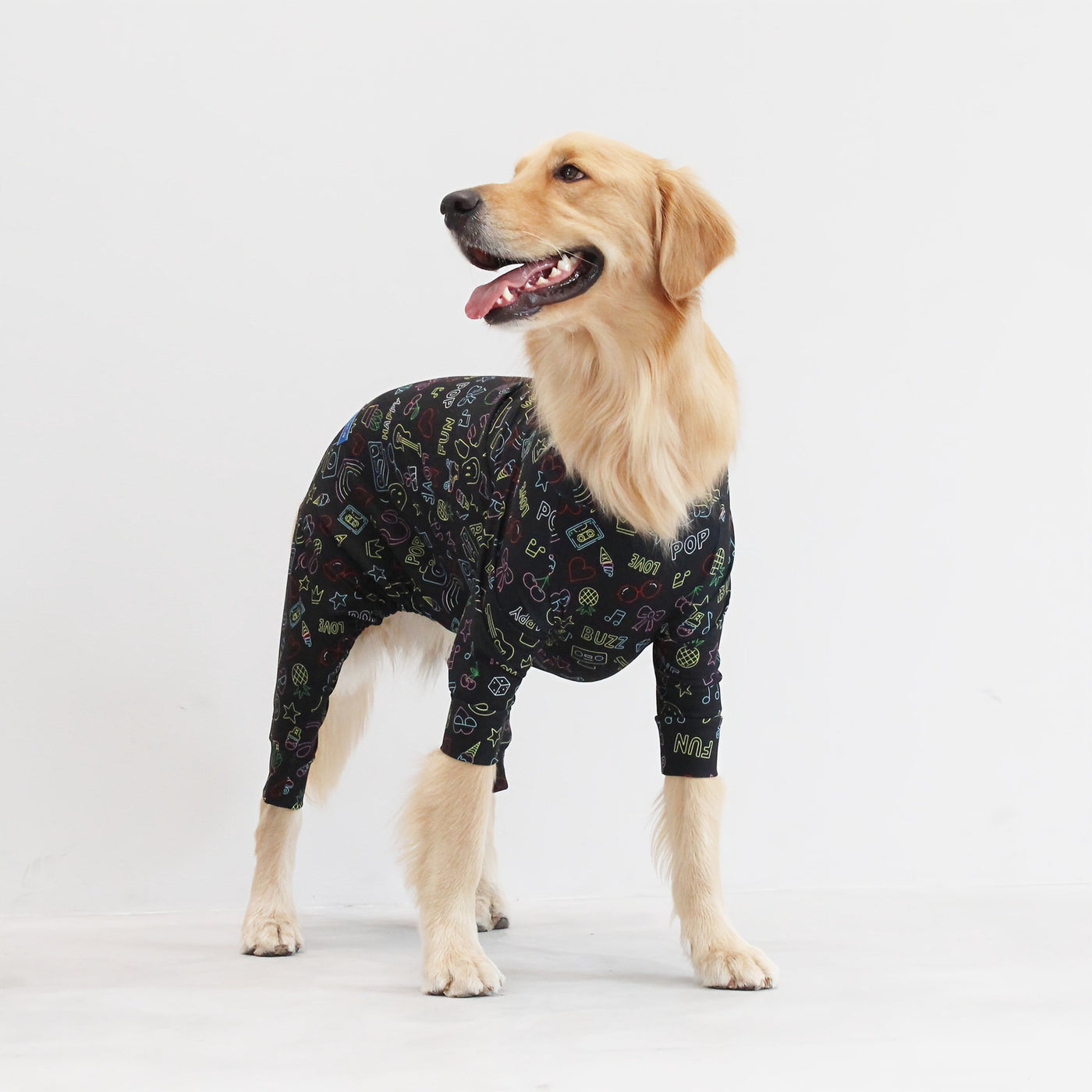 【新入荷】カラフルロンパース ブラックアート