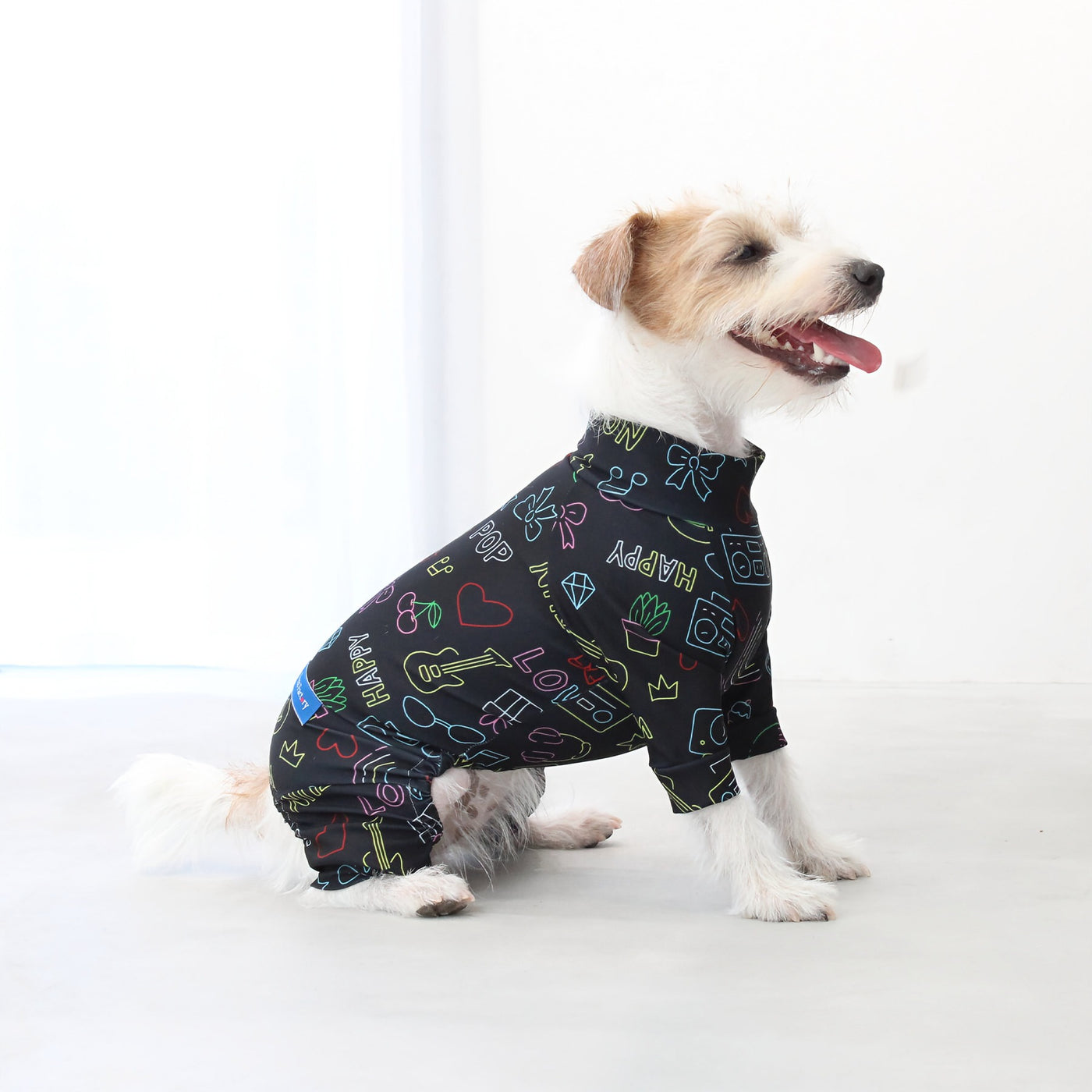 【新入荷】カラフルロンパース ブラックアート